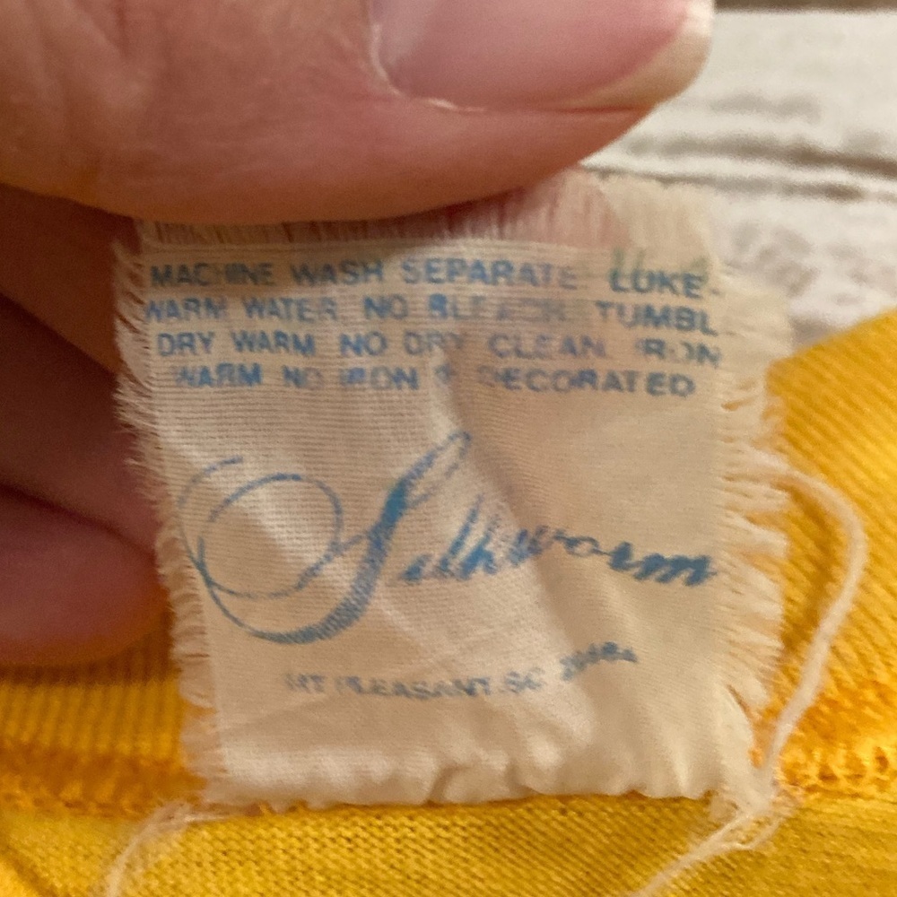 Vintage Camel Cigarettes Smooth Character Single Stitch Yellow T-Shirt Large - Picture 8 of 8